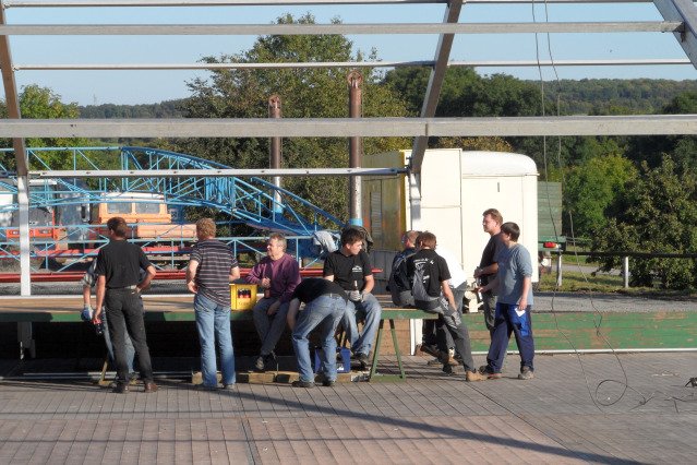mittwoch_zeltaufbau_kirmes_2010_15_20160830_2041607196