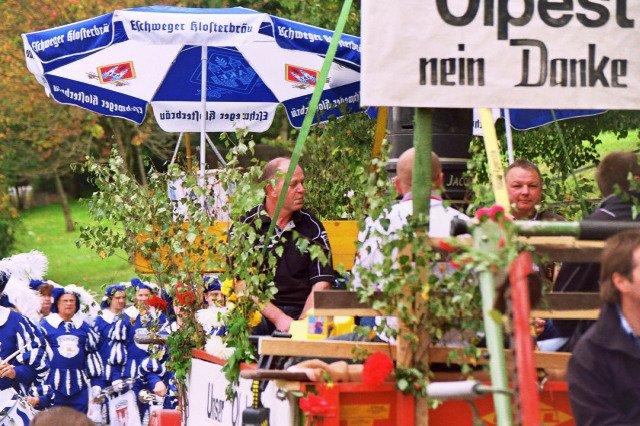 sonntag_umzug_kirmes_2010_105_20160830_1190348949