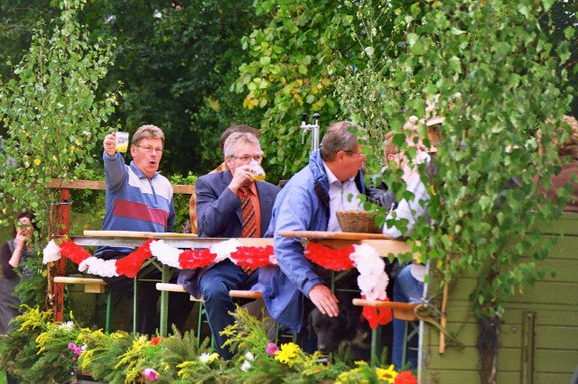 sonntag_umzug_kirmes_2010_145_20160830_1319511918