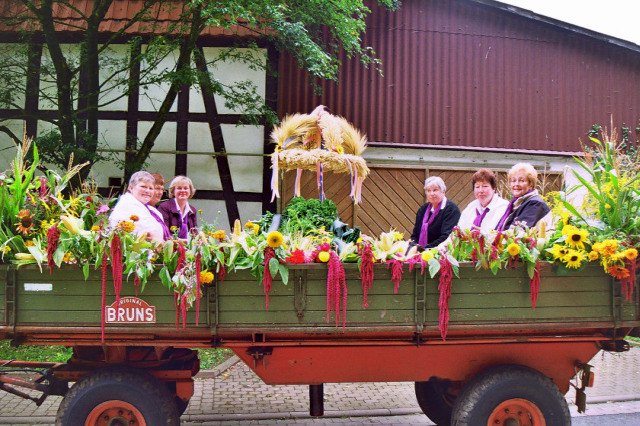 sonntag_umzug_kirmes_2010_147_20160830_1954350221