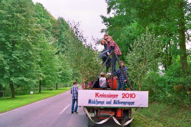 sonntag_umzug_kirmes_2010_171_20160830_1159087307