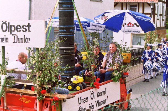 sonntag_umzug_kirmes_2010_28_20160830_1215776265
