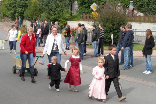 sonntag_umzug_kirmes_2010_292_20160830_1527433303