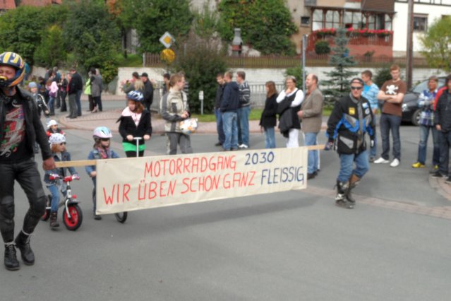 sonntag_umzug_kirmes_2010_304_20160830_1449677684