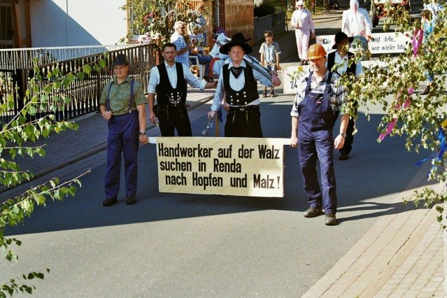 sonntag_umzug_kirmes_2011_8_20160831_1018980536