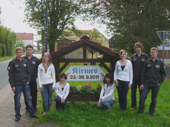 zeitungsbilder_kirmes_2011_3_20160831_1031227583