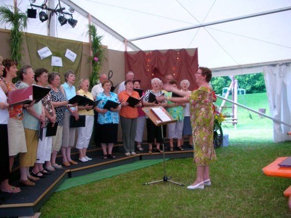 singen_im_park_2008_103_20160831_1059860400
